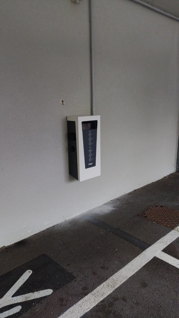 Elec One Electricien Arcachon Borne 2 X 7kw