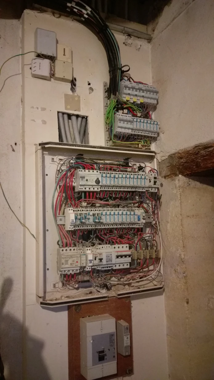 Elec One Electricien Arcachon Avant Elec 1 1 1x